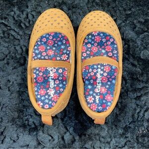 Baby Girl Dress Shoes - Carters - Size 5